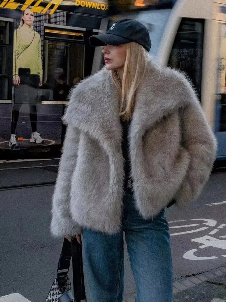 Women Elegant Faux Fur Coat Warm Fluffy Loose Long Sleeve Lapel Jacket Autumn Winter Fashion High Street Lady Outerwear