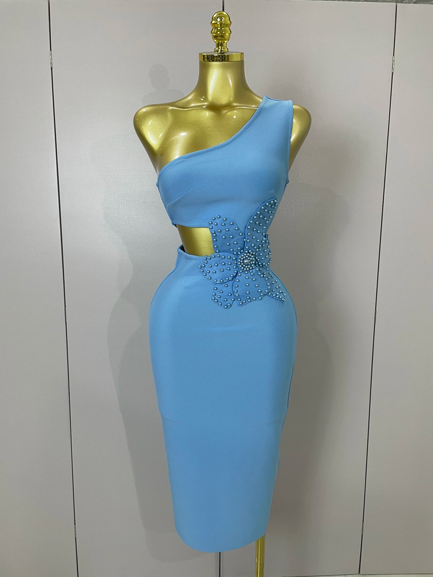 One Shoulder Pearl Sky Blue Bodycon Bandage Dress