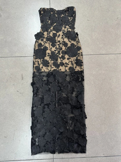 Luxurious 3D Flowers Chest Wrapping Dresses.